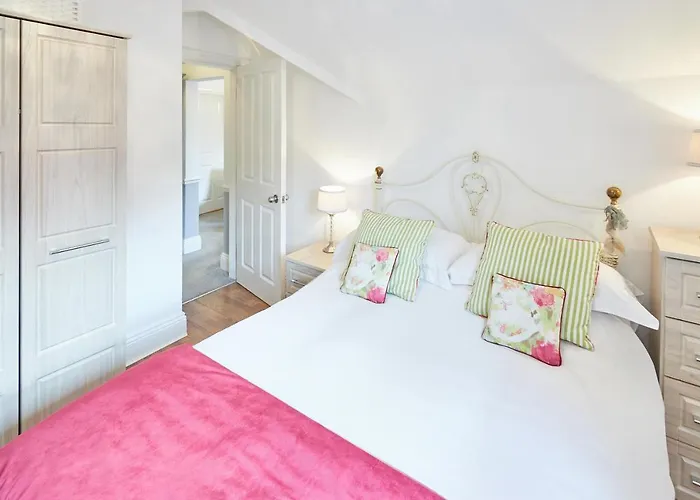 Host & Stay - Park Place Apartment